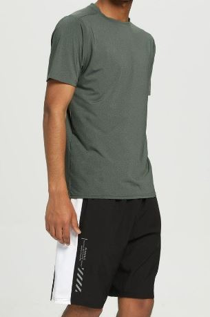 R414 Мужская футболка (Зелёная L)