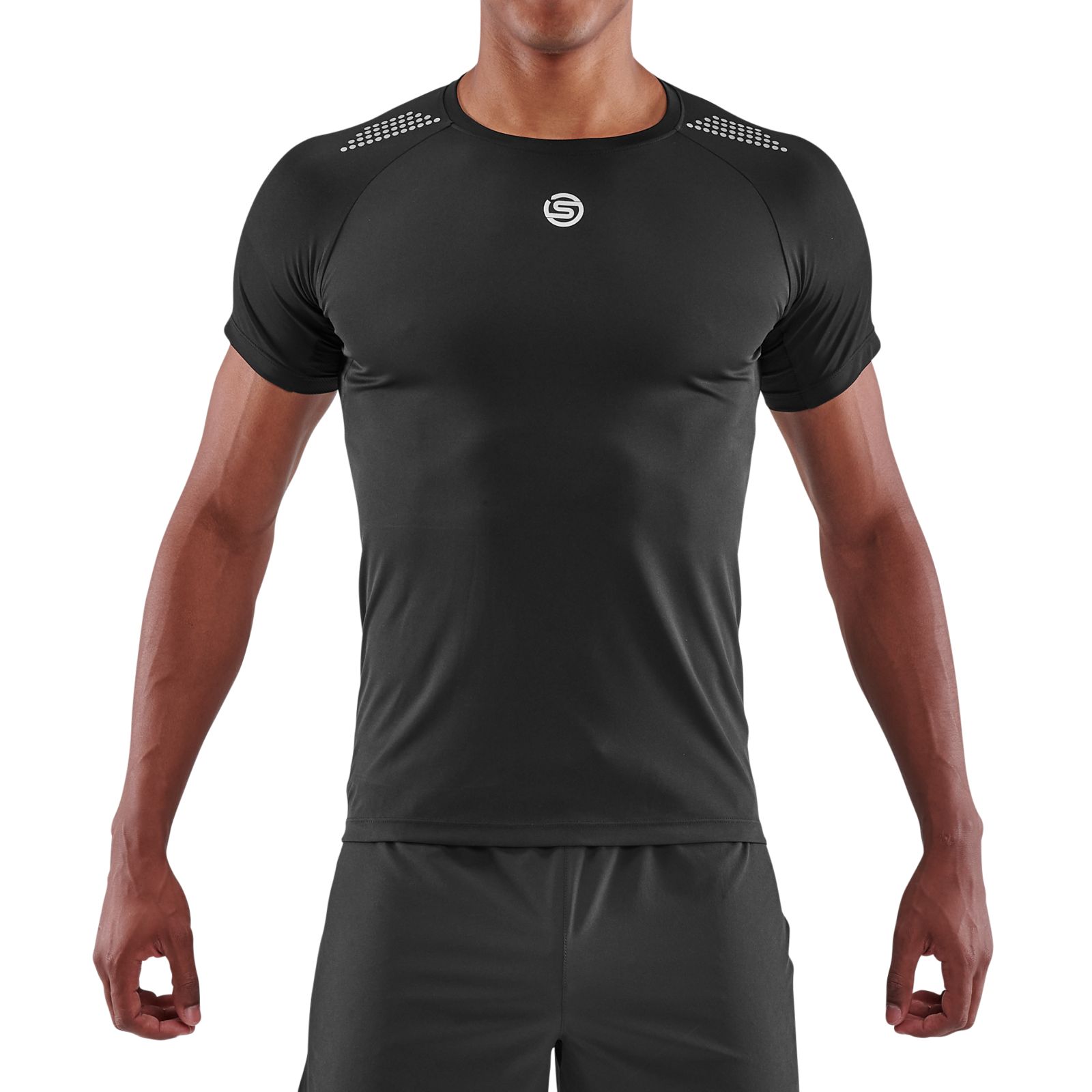 ST0150455 Мужская футболка с короткими рукавами SKINS серия 3 (Black Чёрный M)