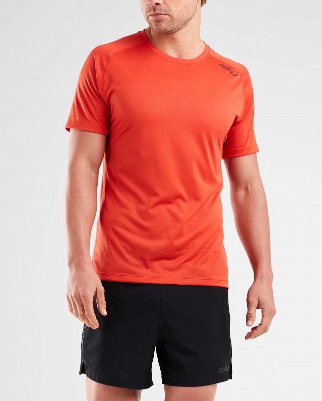 Мужская футболка 2XU для бега серия GHST