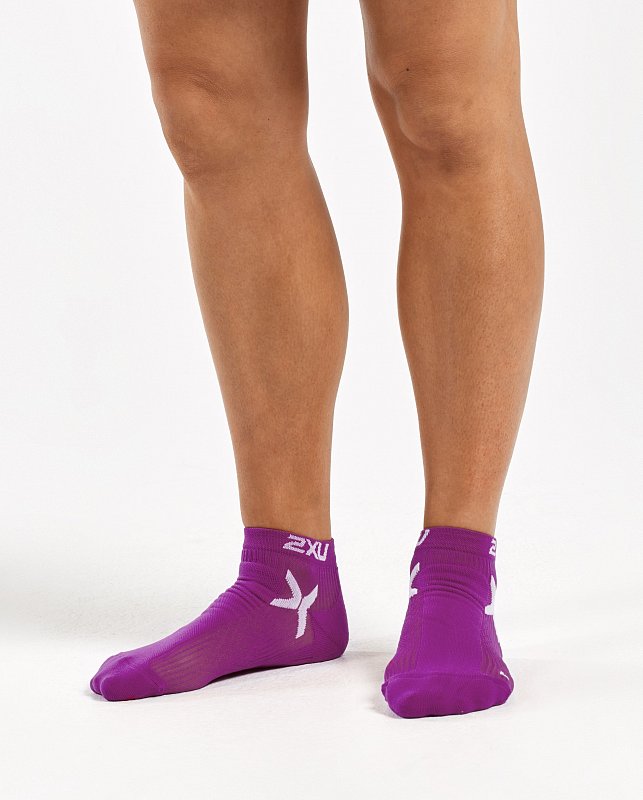 Женские спортивные укороченные носки 2XU