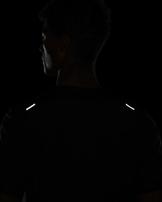 Мужская футболка для бега Nike Dri-FIT Rise 365